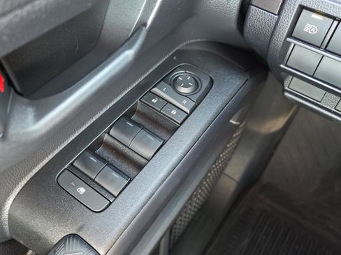 Certified 2025 Toyota 4Runner SR5 image 15