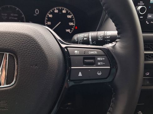 Used 2025 Honda HR-V EX-L image 17