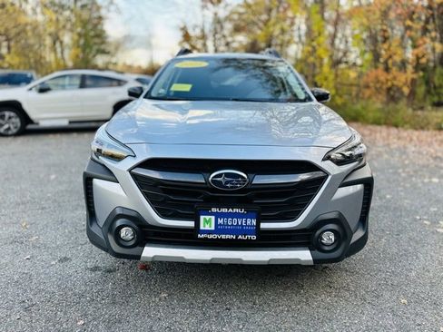 Used 2025 Subaru Outback Limited image 2