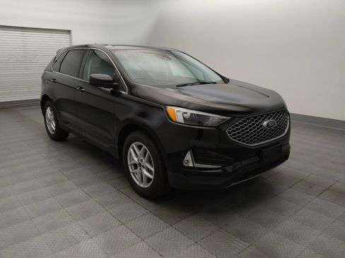 Used 2023 Ford Edge SEL w/ Convenience Package image 13