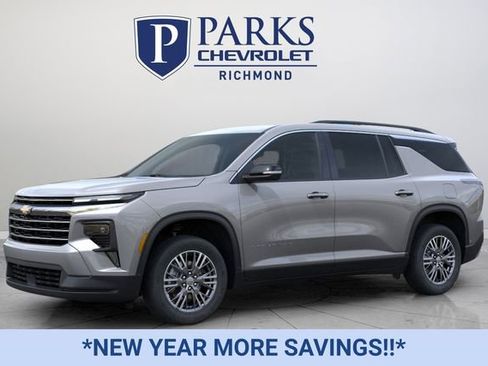 New 2026 Chevrolet Traverse LT w/ Driver Confidence Package image 2