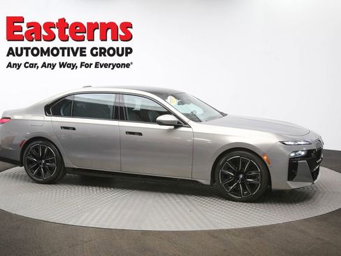 Used 2023 BMW 760i xDrive w/ Executive Package AWD/4WD image 51