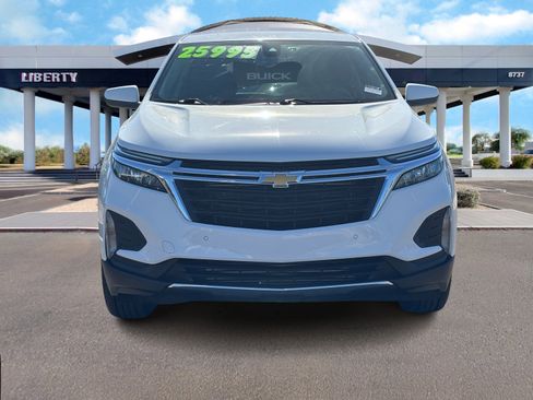 Used 2023 Chevrolet Equinox LT w/ LPO, Floor Liner Package image 8