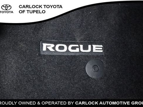 Used 2026 Nissan Rogue Dark Armor FWD image 24