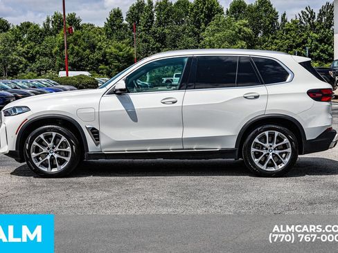 Used 2025 BMW X5 xDrive50e AWD/4WD image 9