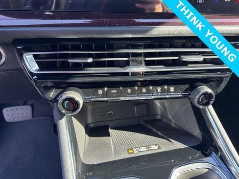 New 2026 Chevrolet Traverse Z71 w/ Driver Confidence Package image 25