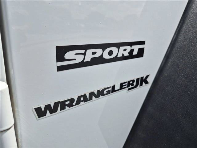 Used 2018 Jeep Wrangler Sport AWD/4WD image 25