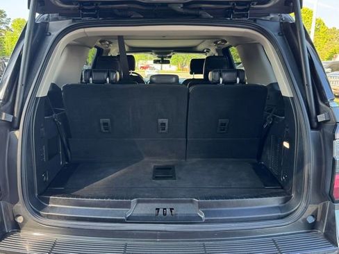 Used 2019 Ford Expedition Platinum image 13