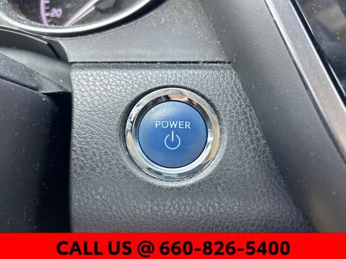 Used 2020 Toyota Camry LE FWD image 12
