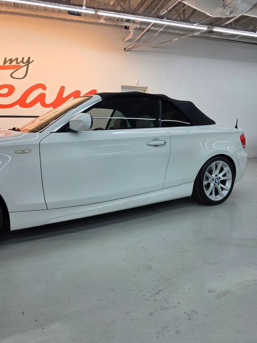 Used 2013 BMW 135i Convertible RWD image 7