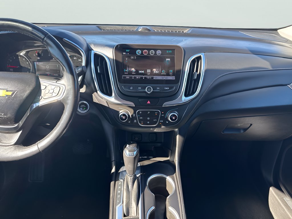 Used 2018 Chevrolet Equinox Premier FWD image 24