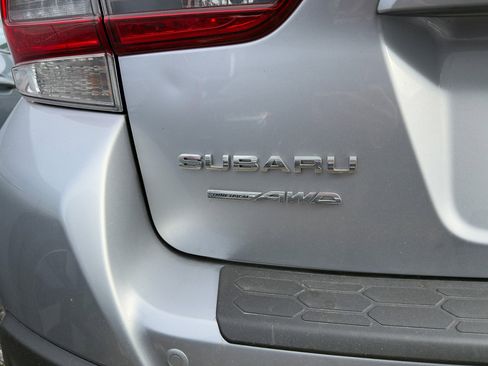 Used 2022 Subaru Crosstrek 2.5i Limited w/ Moonroof Package 1 image 7