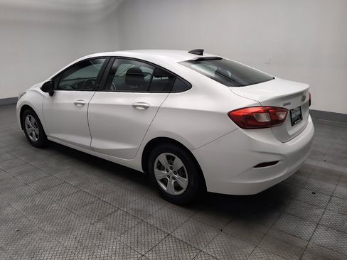 Used 2017 Chevrolet Cruze LS FWD image 3