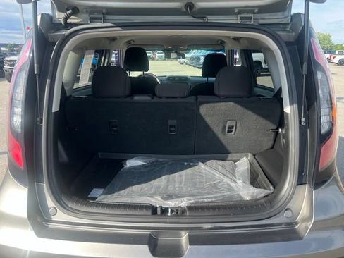 Used 2017 Kia Soul w/ Convenience Package FWD image 28