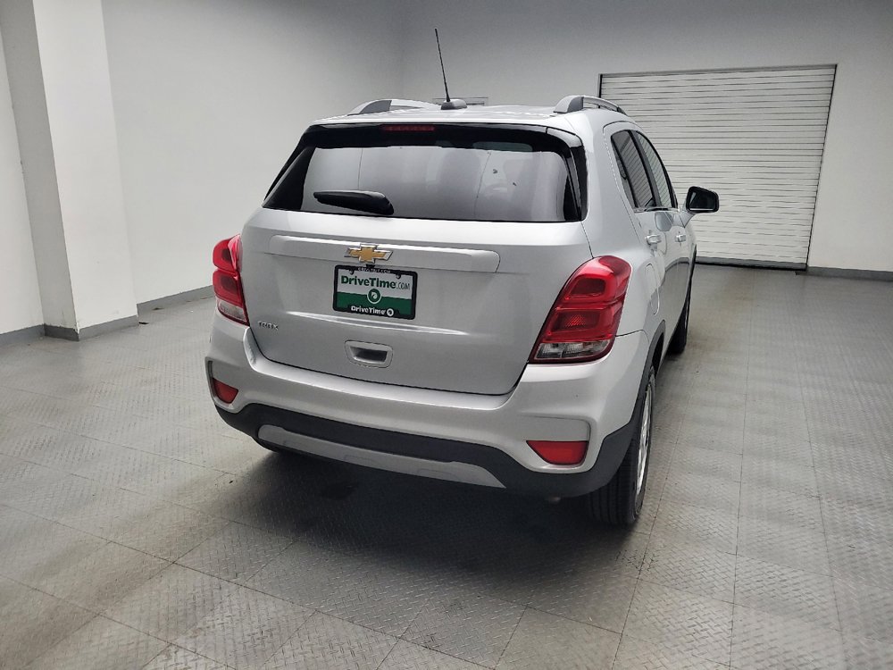 Used 2020 Chevrolet Trax LT w/ LT Convenience Package FWD image 7
