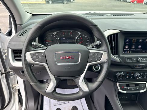 Certified 2024 GMC Terrain SLE w/ Driver Convenience Package FWD image 14