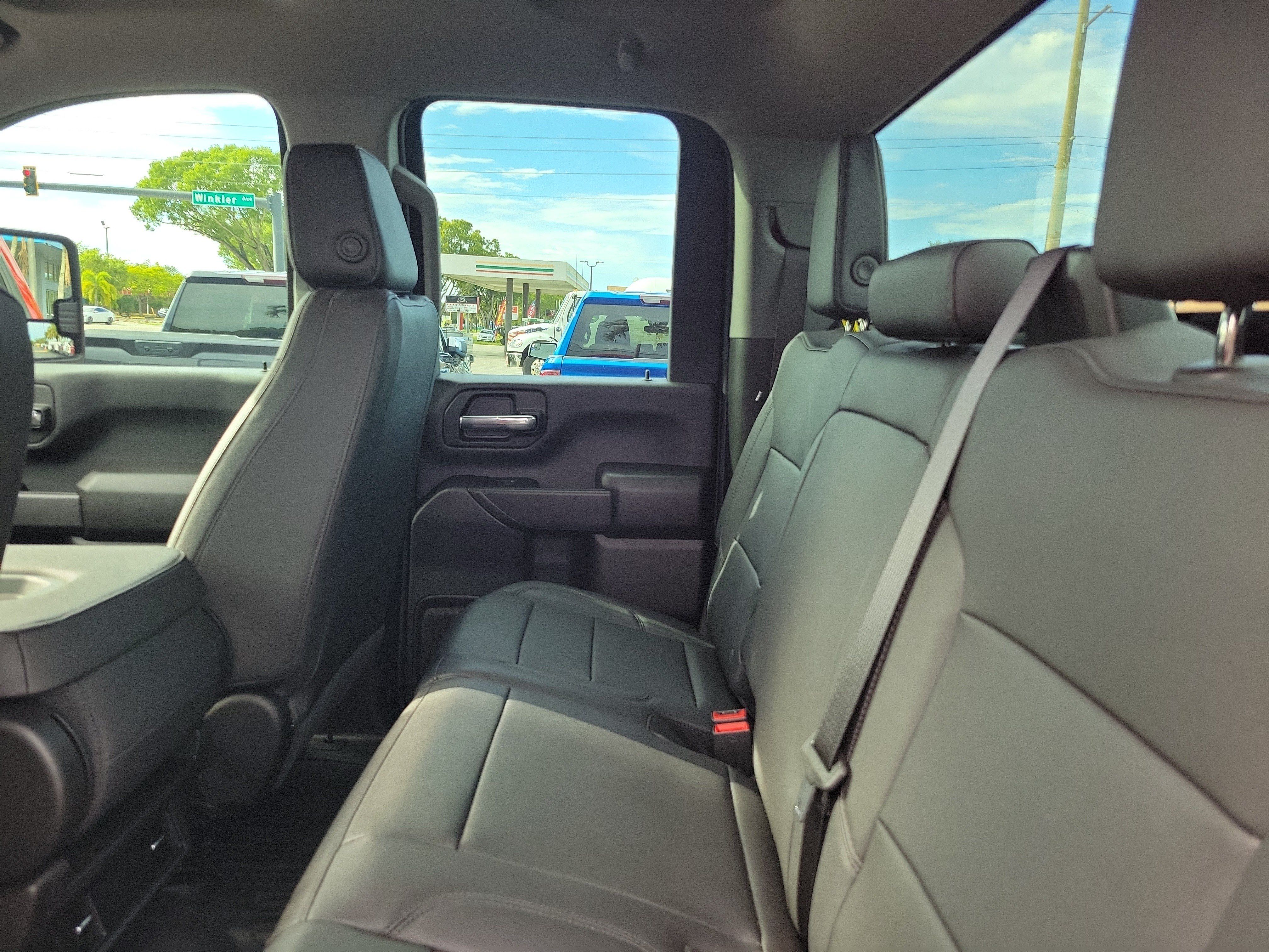 Used 2026 Chevrolet Silverado 2500 W/T AWD/4WD image 10