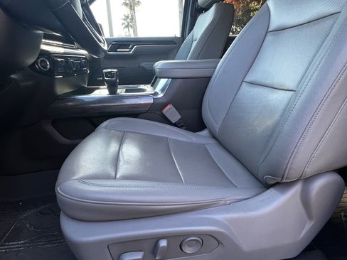 Used 2022 Chevrolet Silverado 1500 LTZ image 17