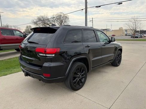 Used 2021 Jeep Grand Cherokee Altitude image 8