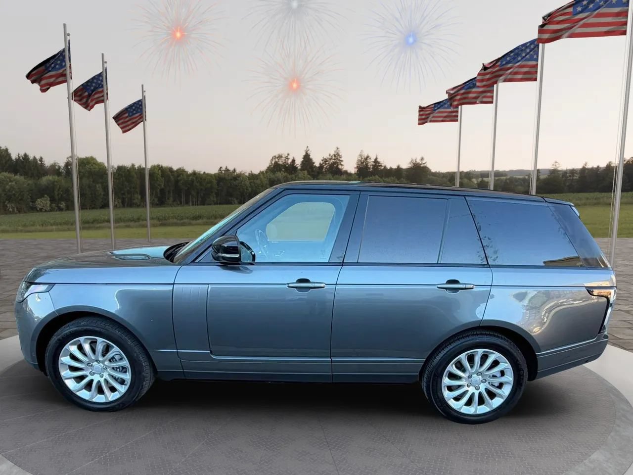 Used 2018 Land Rover Range Rover HSE AWD/4WD image 3