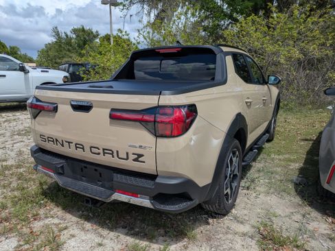 Used 2024 Hyundai Santa Cruz Limited image 4