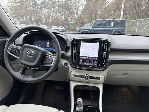 Used 2026 Volvo XC40 B5 Plus w/ Protection Package Premier image 67