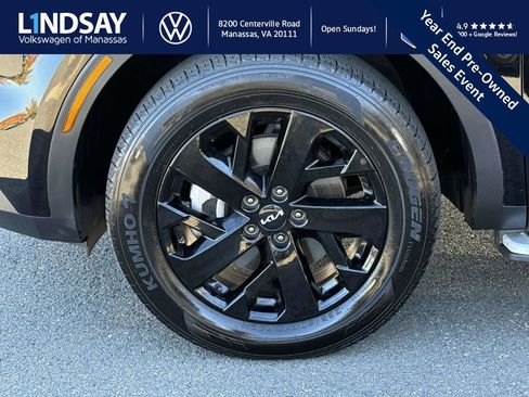 Used 2023 Kia Sorento S w/ Panoramic Sunroof Package image 8