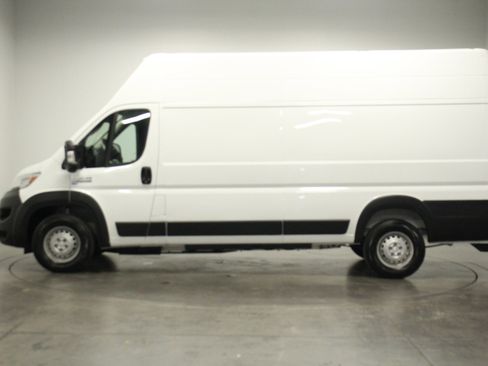 Used 2024 RAM ProMaster 3500 w/ Delivery Van Package image 5