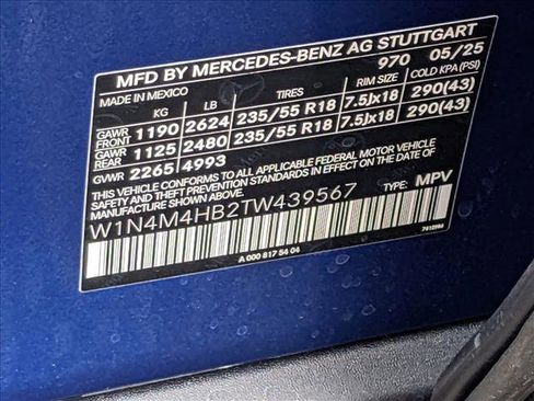 Certified 2026 Mercedes-Benz GLB 250 4MATIC image 18