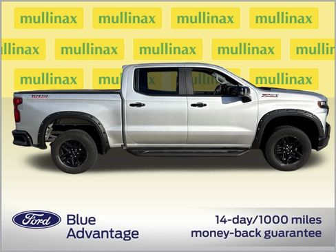 Used 2019 Chevrolet Silverado 1500 LT Trail Boss image 2