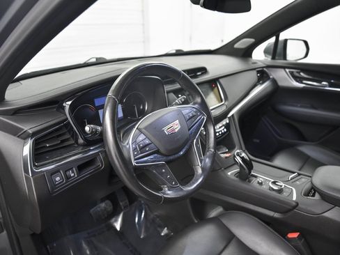 Used 2021 Cadillac XT5 Premium Luxury image 12