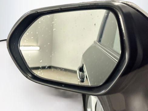 Used 2025 Toyota Corolla LE FWD image 16