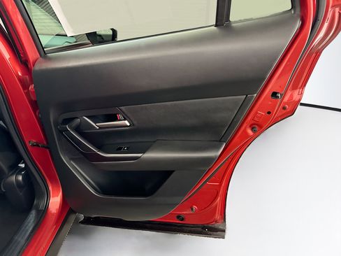 Used 2025 MAZDA CX-50 AWD 2.5 S w/ Premium Package image 33