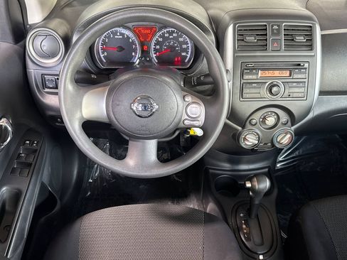 Used 2013 Nissan Versa SV image 26
