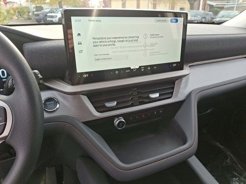 New 2026 Ford Explorer Active image 16