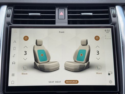 Used 2023 Land Rover Discovery S R-Dynamic image 31