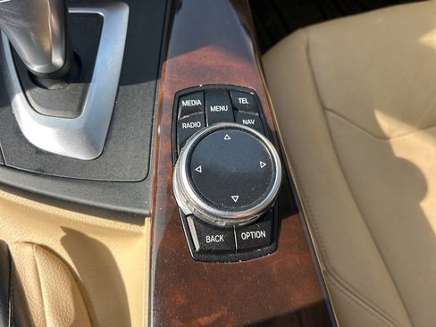 Used 2015 BMW 328i Sedan image 12
