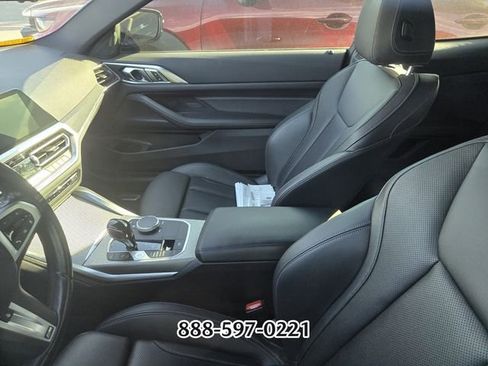 Used 2022 BMW 430i Coupe w/ M Sport Package RWD image 2