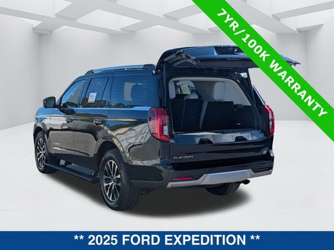 Certified 2025 Ford Expedition Platinum image 13