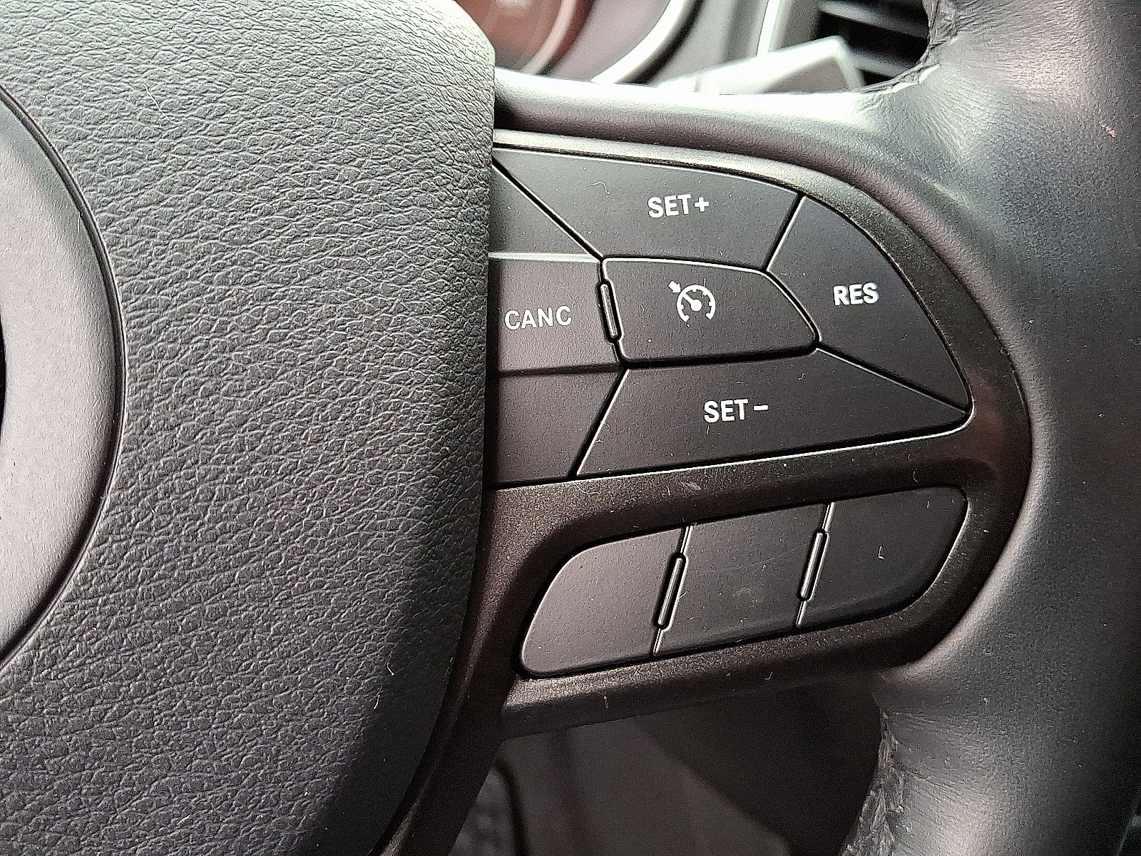 Used 2020 Jeep Cherokee Trailhawk w/ Cold Weather Group AWD/4WD image 22