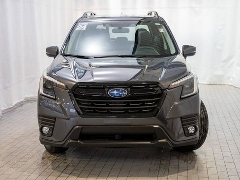 Used 2024 Subaru Forester Limited image 2