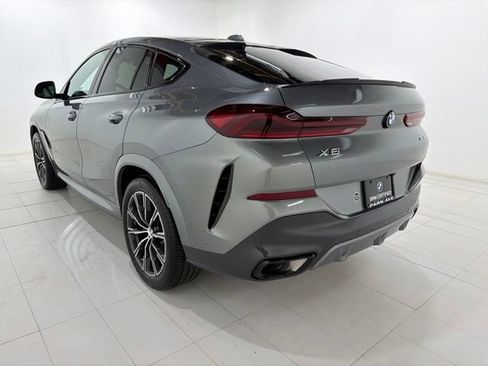 Certified 2024 BMW X6 xDrive40i w/ Premium Package AWD/4WD image 3