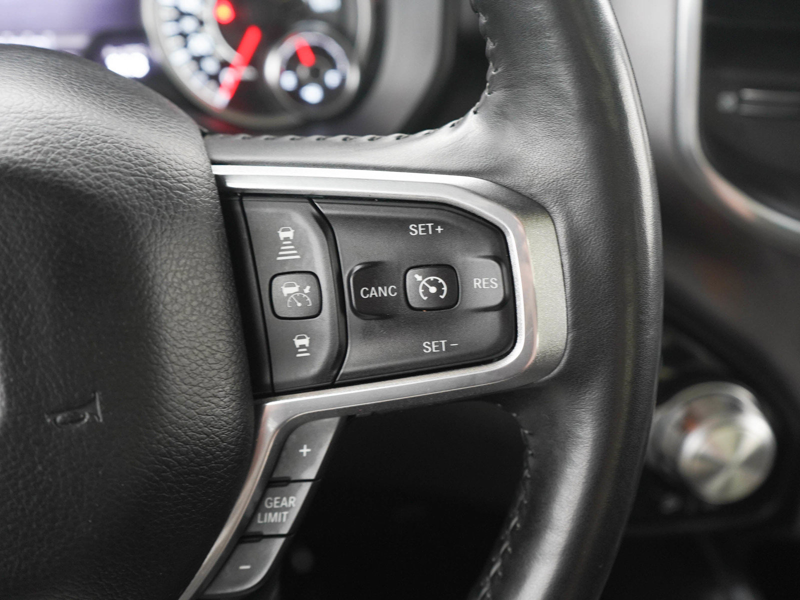 Used 2021 RAM 1500 Laramie AWD/4WD image 27