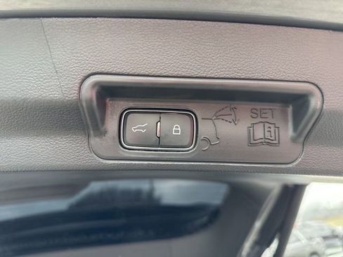 Used 2025 Ford Explorer ST image 21