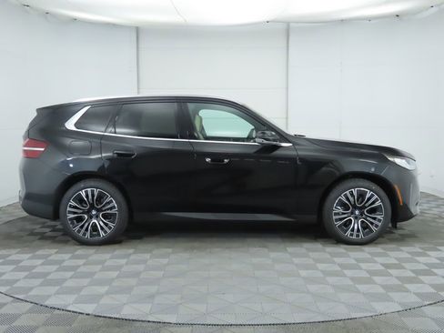 Certified 2025 BMW X3 xDrive30i w/ Premium Package image 4