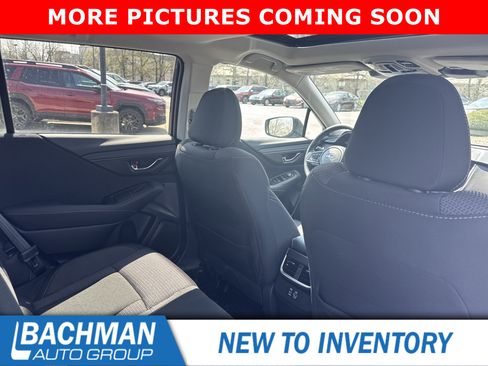 Used 2025 Subaru Outback Premium image 7