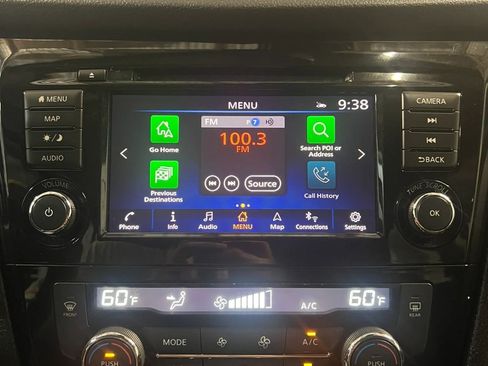 Used 2019 Nissan Rogue Sport SV w/ Technology Package FWD image 16
