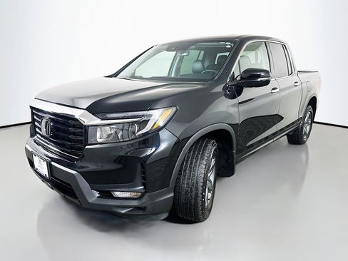 Used 2023 Honda Ridgeline RTL-E image 3