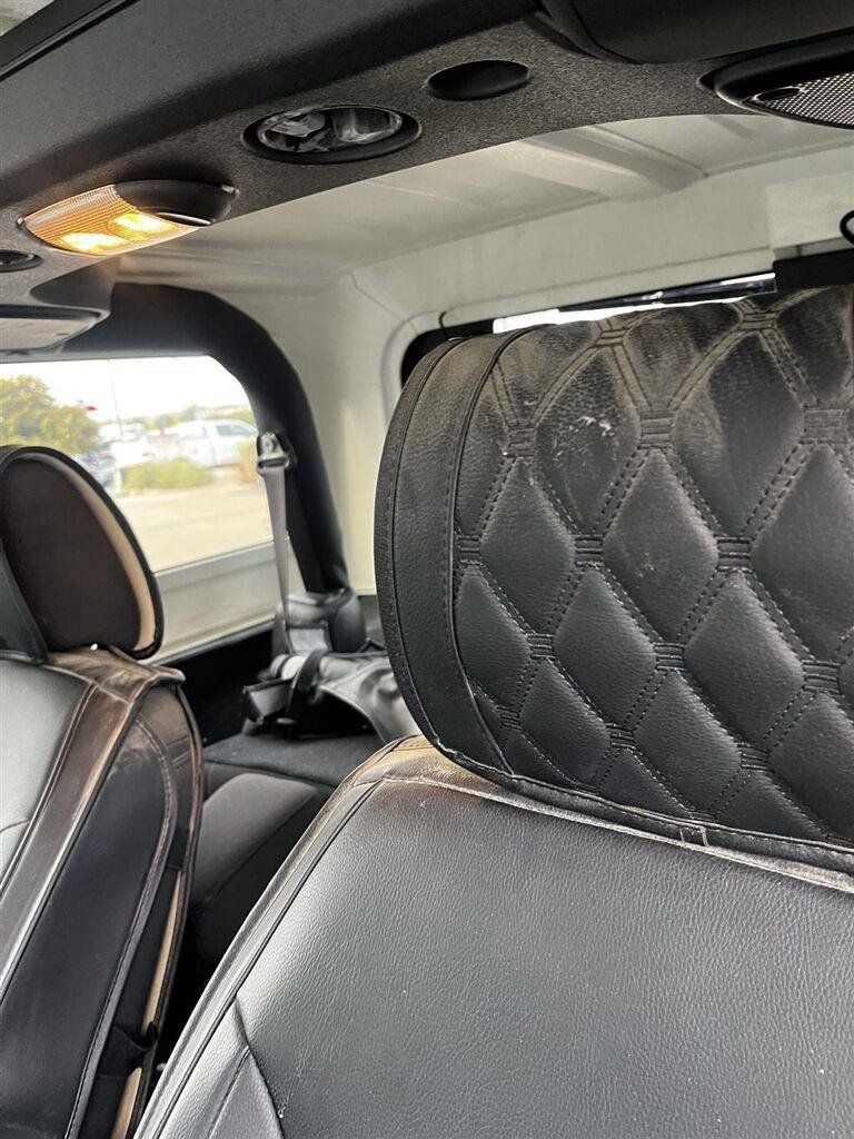 Used 2017 Jeep Wrangler Sport AWD/4WD image 8