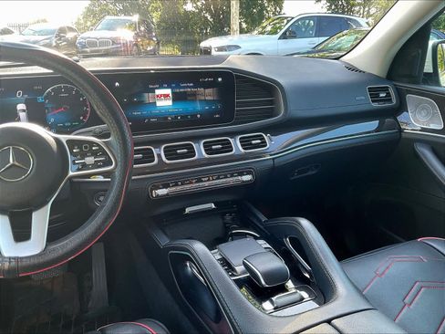 Used 2020 Mercedes-Benz GLS 450 4MATIC image 8